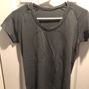 Swiftly tech crew neck T-shirt